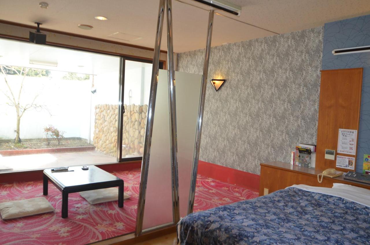 Hotel Silk No Mori (Adults Only) Tosu Eksteriør billede